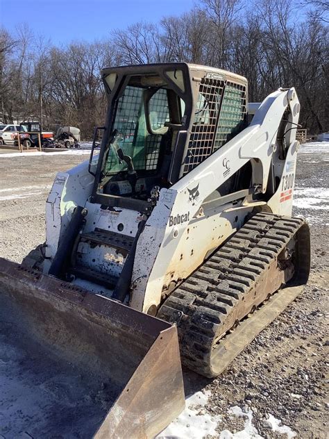 T300 Compact Track Loader (Non